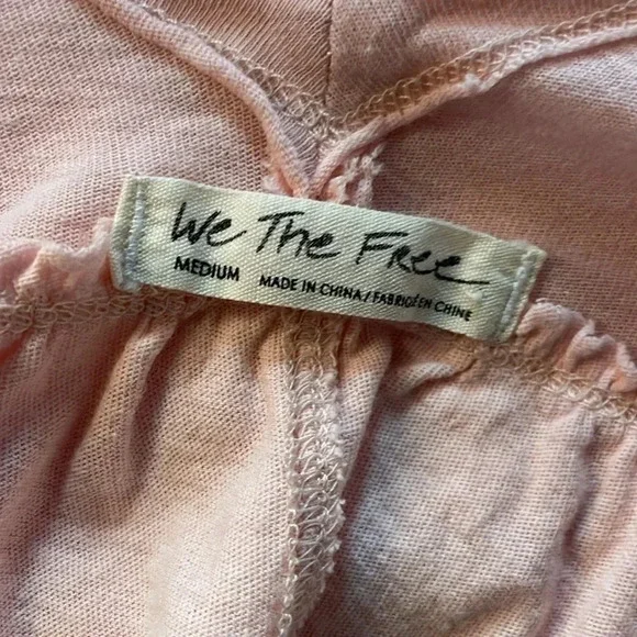 We the free pink ruffle sleeves button down oversized crop top size medium - Picture 6 of 9